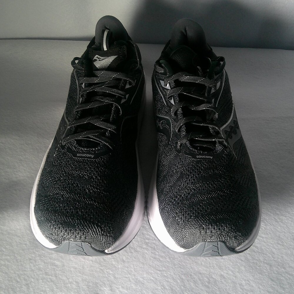 Size 12.5 - Saucony Echelon Black White LB3